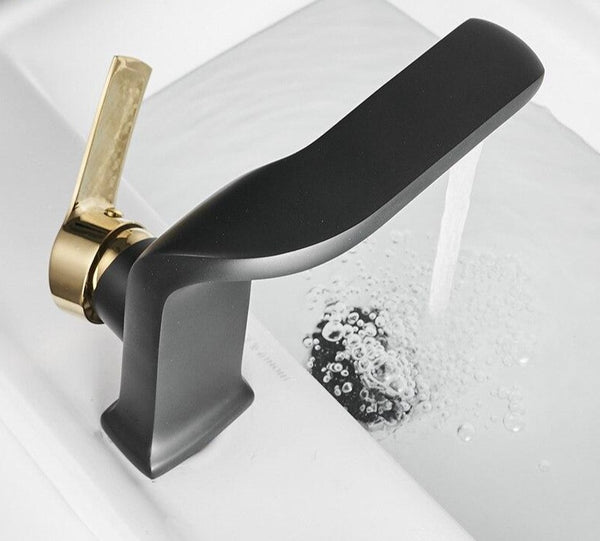 Specter - Curved Lux Bathroom Faucet